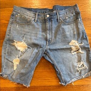 Men's Distressed Denim Shorts